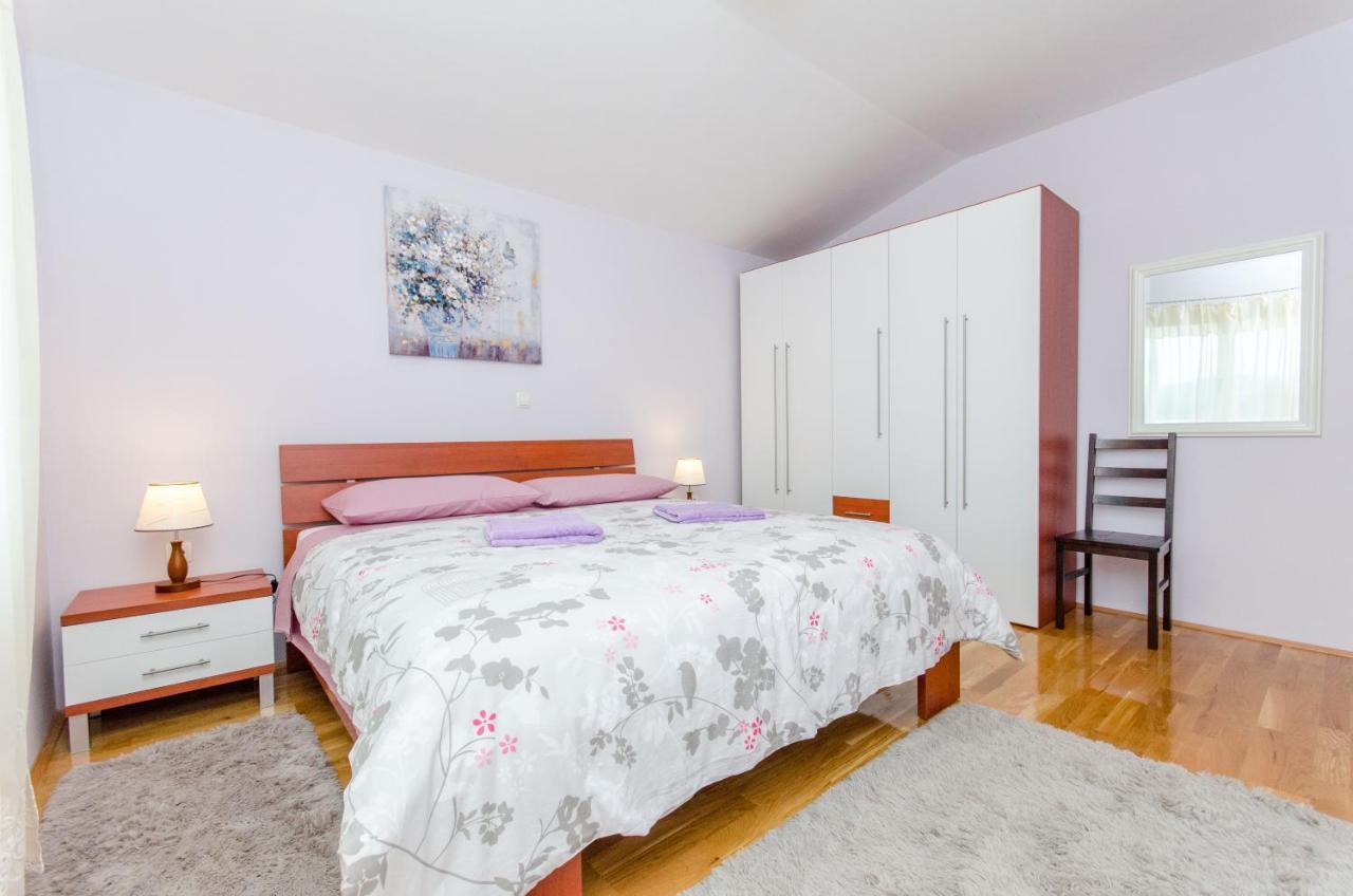 Apartman Ivan Каштела Экстерьер фото
